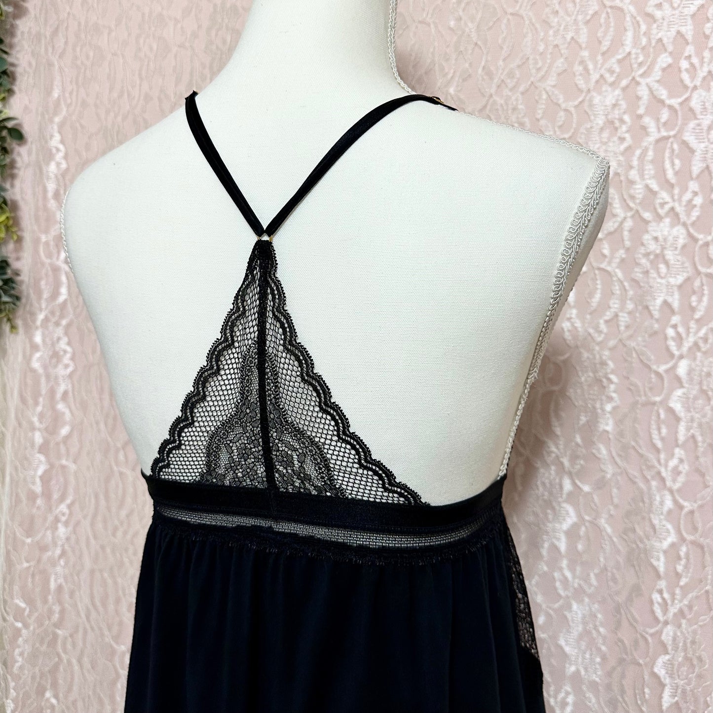 x Sold x Victoria’s Secret Black Lace Slip Dress | S