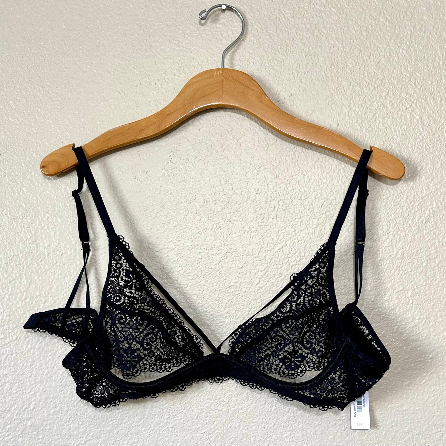 Adore Me Jenni Unlined Plunge Bra | 36B