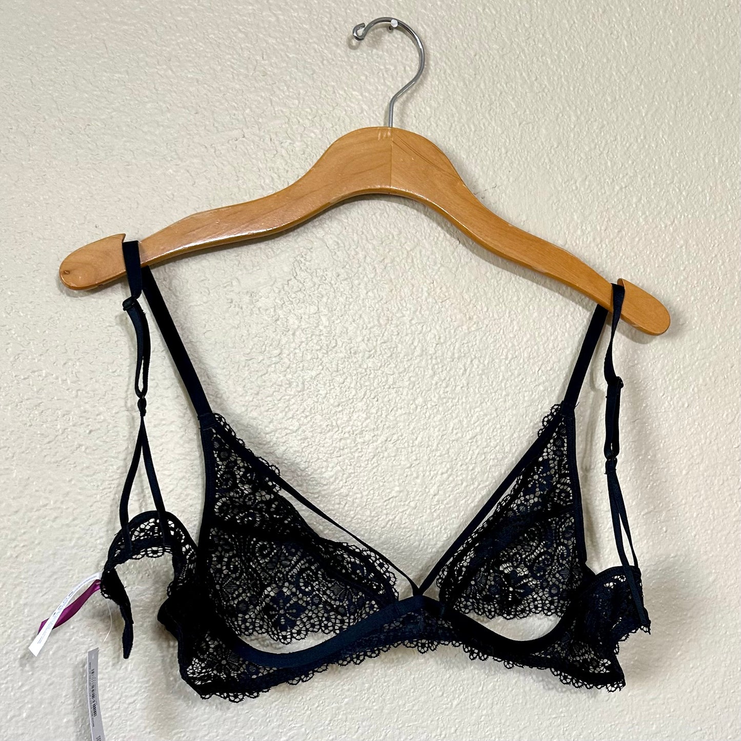 Adore Me Jenni Unlined Plunge Bra | 36B