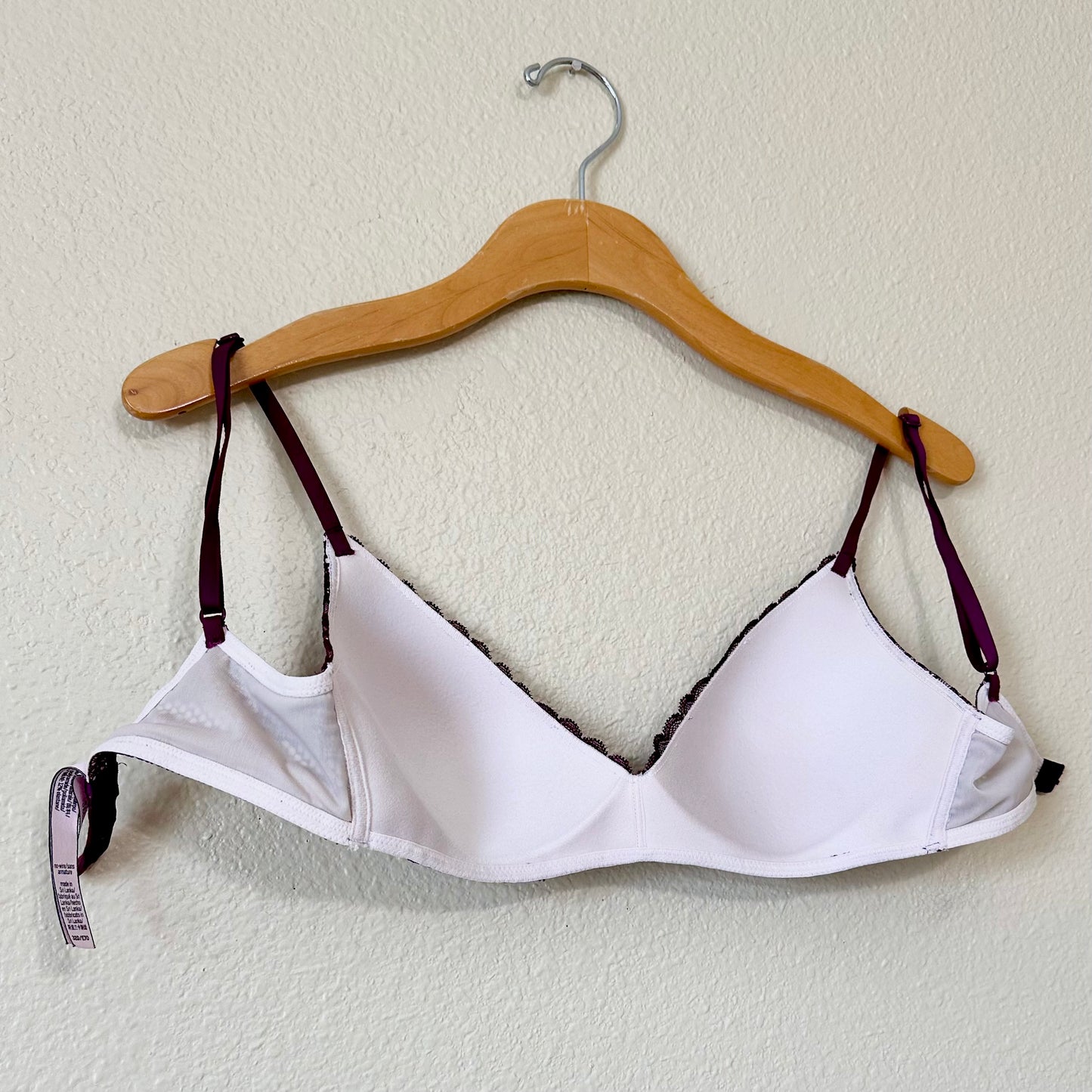 Victoria’s Secret Wireless Bra | 32D