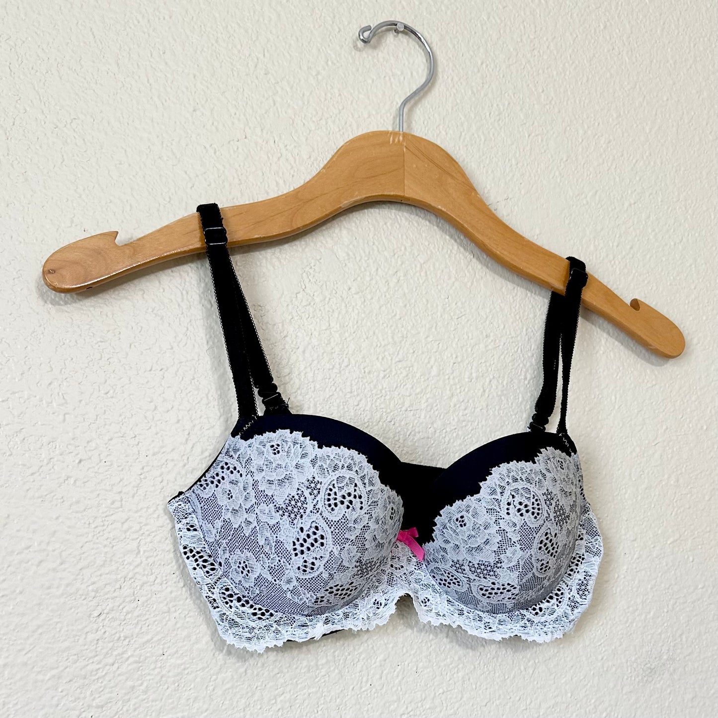 Victoria’s Secret Dream Angels Lined Demi Bra | 32D