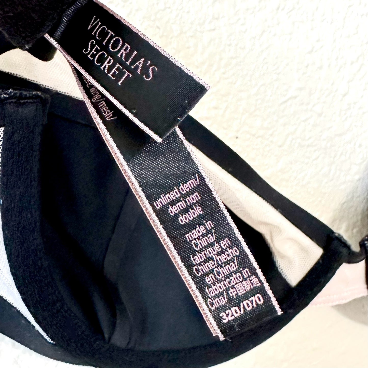 Victoria’s Secret Unlined Sheer Mesh Demi Bra | 32D