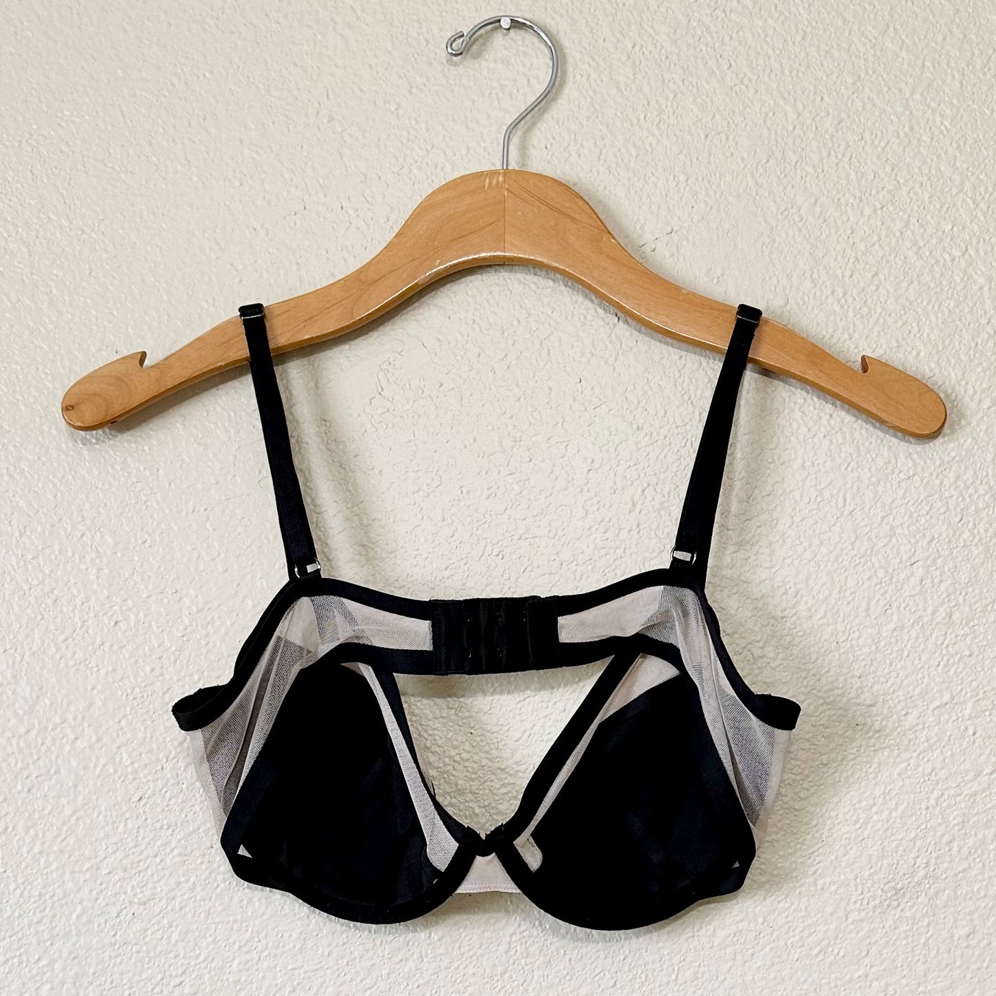 Victoria’s Secret Unlined Sheer Mesh Demi Bra | 34D