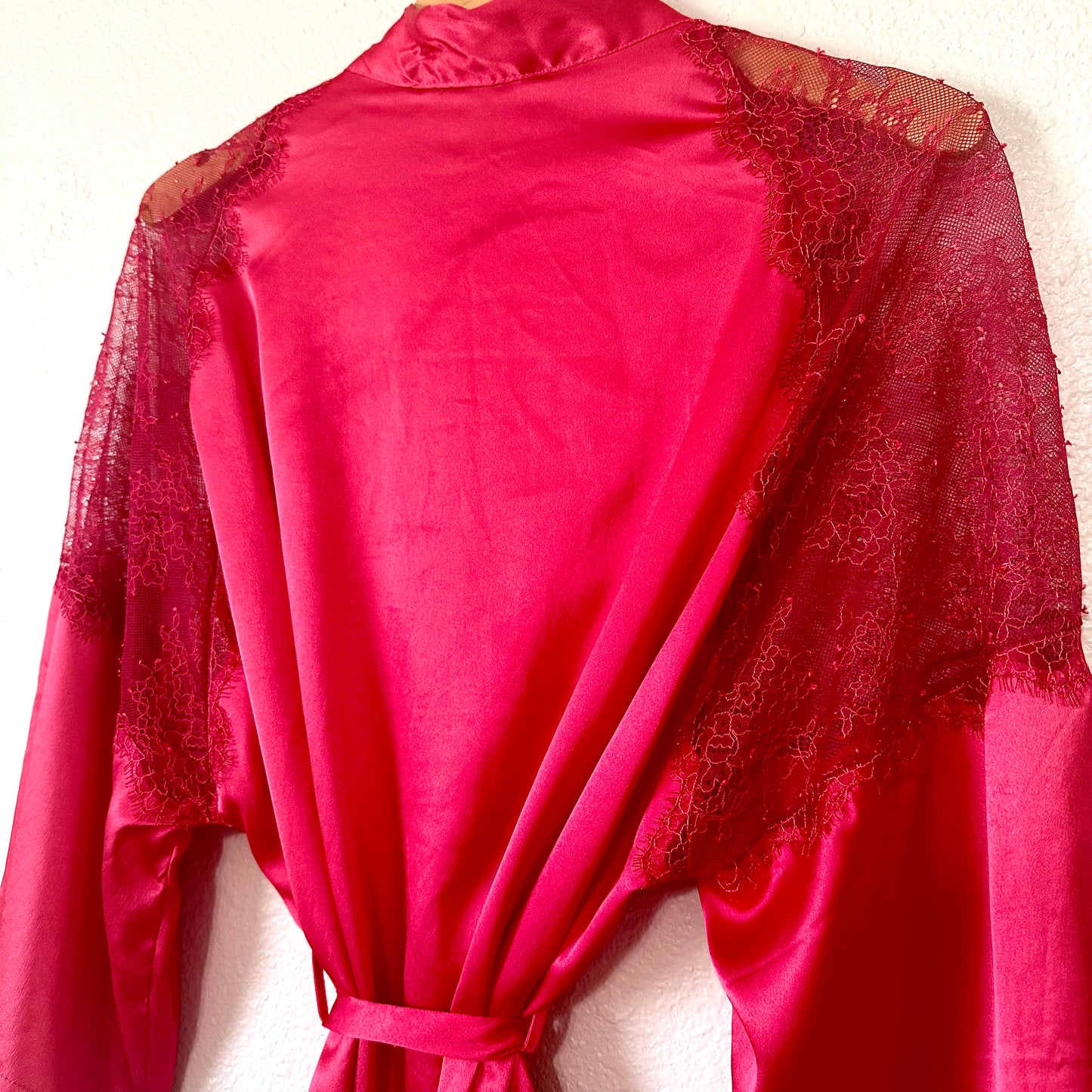 Victoria’s Secret Luxe Satin Lace Inset Robe | M/L