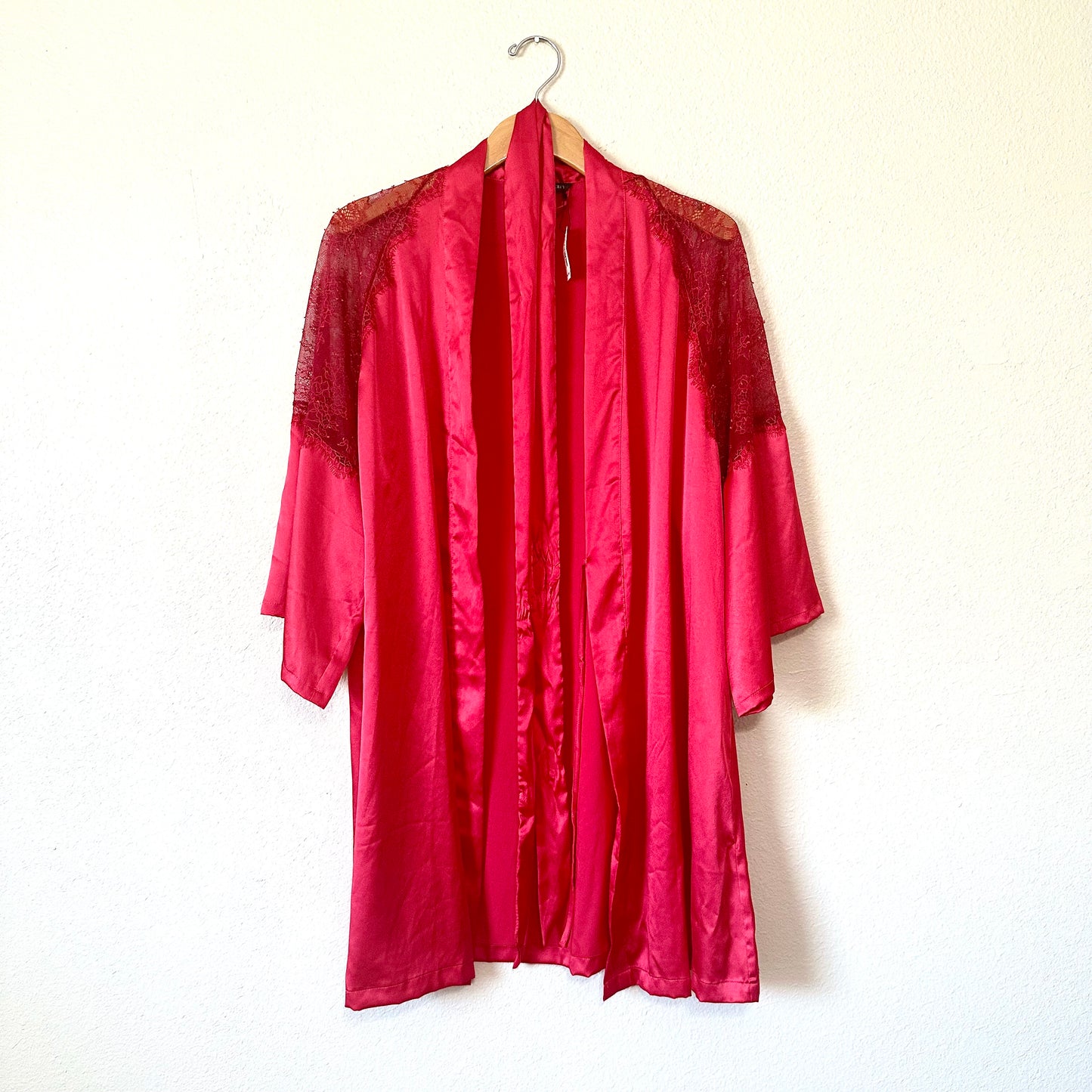 Victoria’s Secret Luxe Satin Lace Inset Robe | M/L