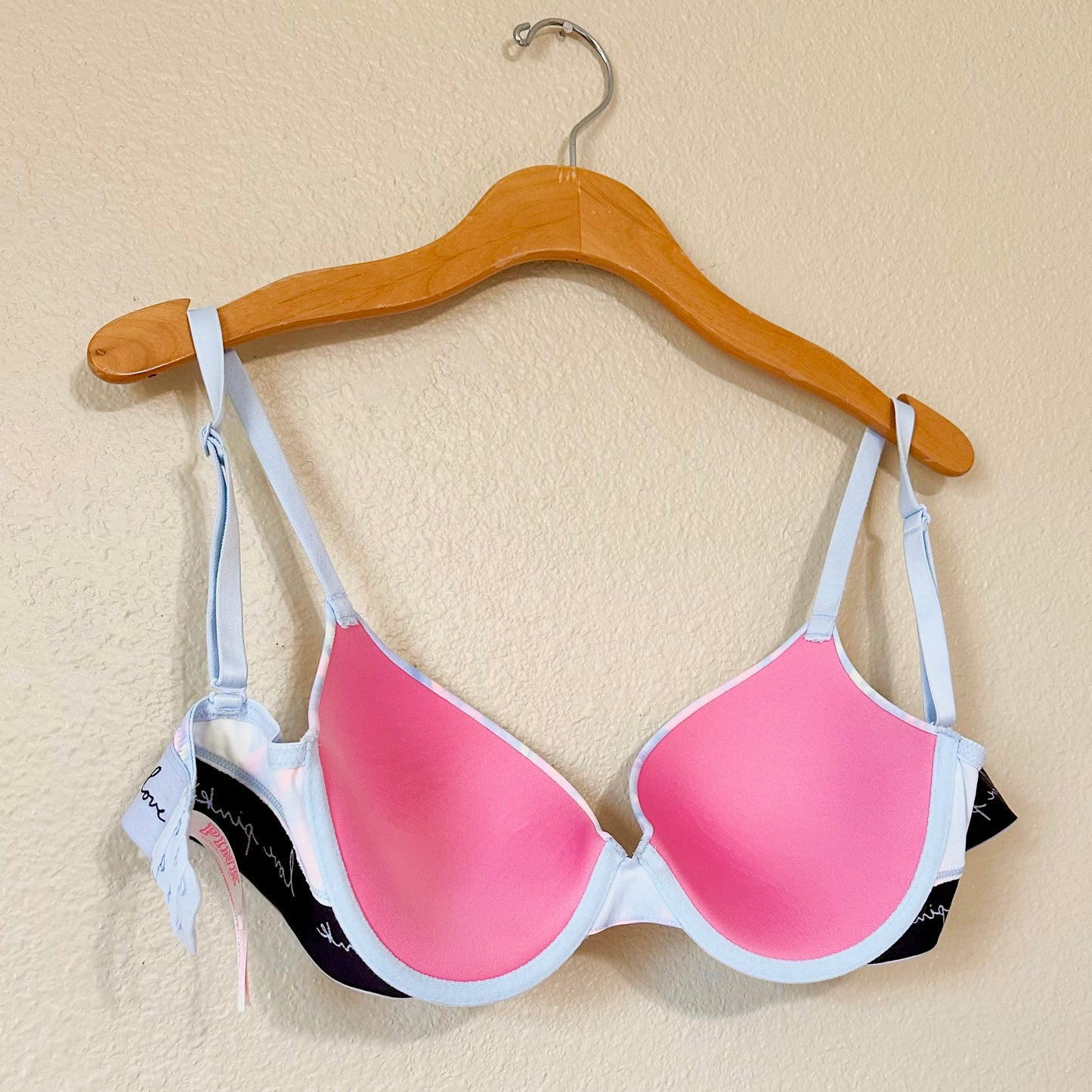 Victoria’s Secret PINK Wear Everywhere Push-Up Bra | 32DD