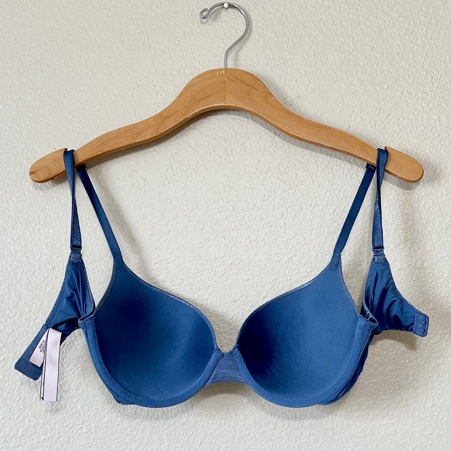 Victoria’s Secret Push-Up Perfect Shape Bra | 32D