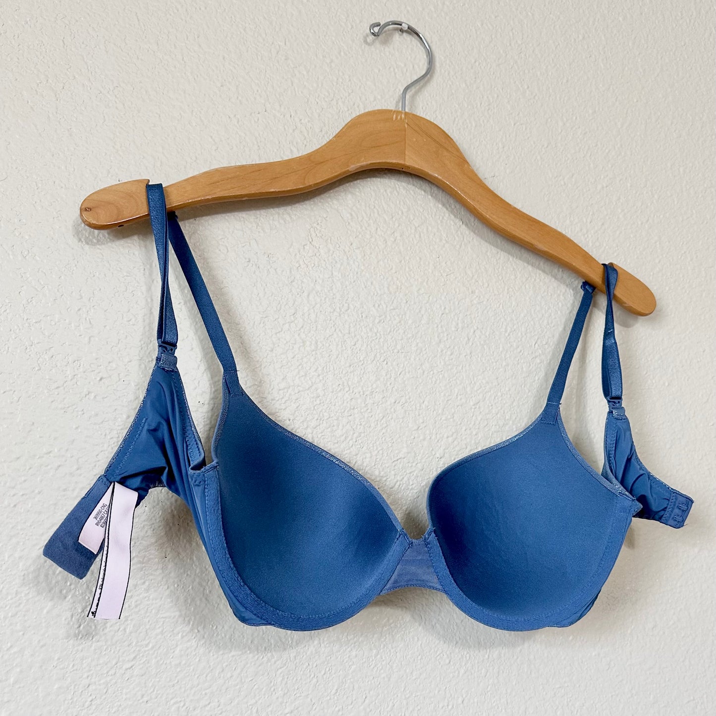 Victoria’s Secret Push-Up Perfect Shape Bra | 32D