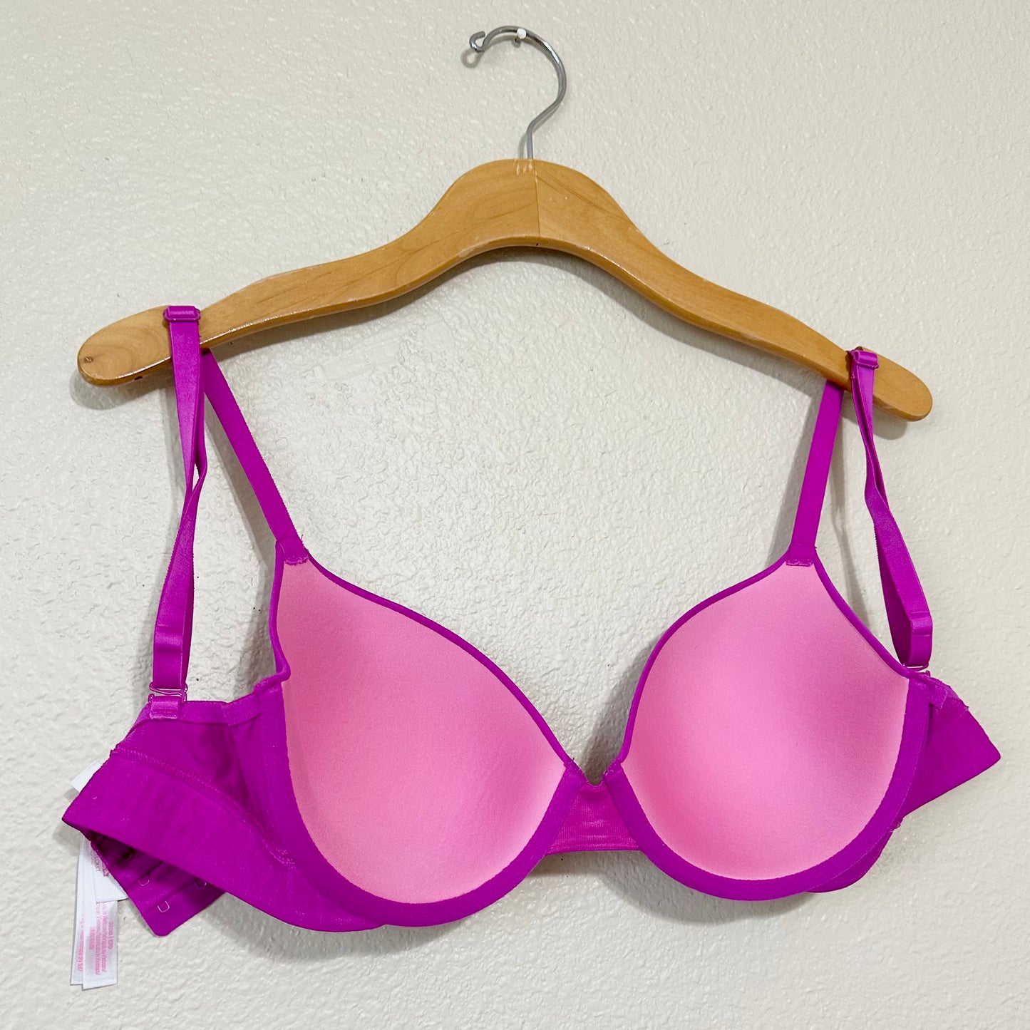 Victoria’s Secret PINK Wear Everywhere Lightly Lined T-Shirt Bra | 32DD