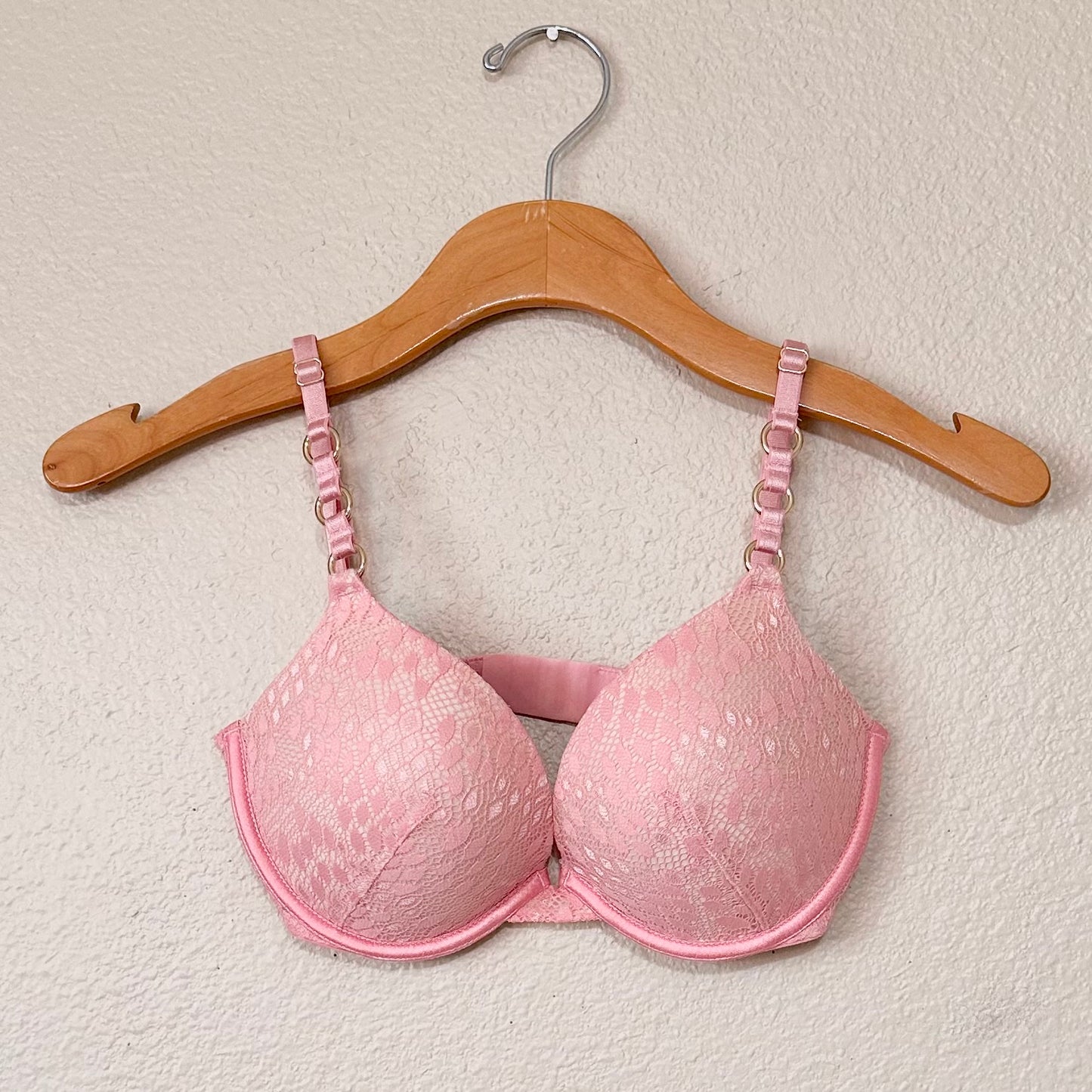 Victoria’s Secret Very Sexy Push-Up Bra | 32D