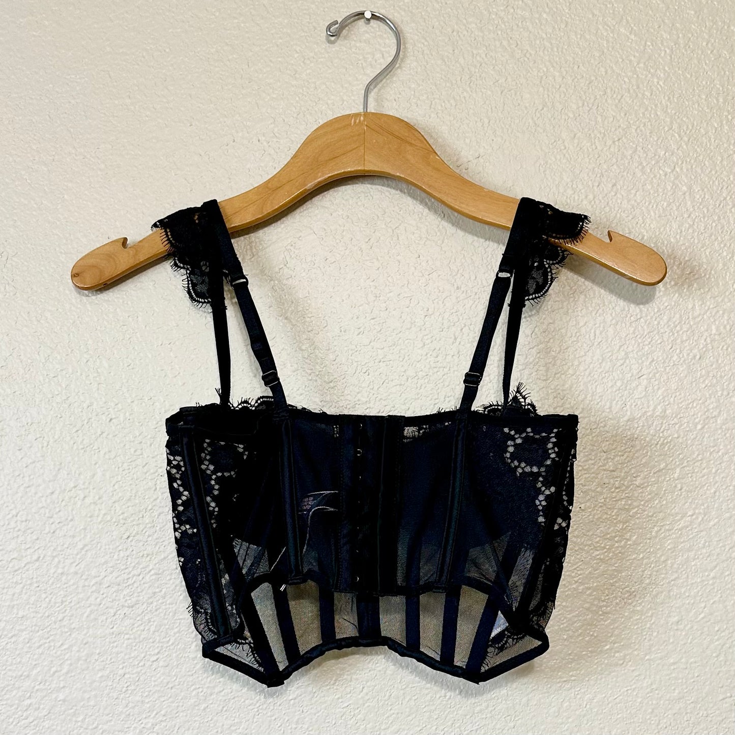 Victoria’s Secret Very Sexy Lace Lined Balconette Bustier Bra | 32C